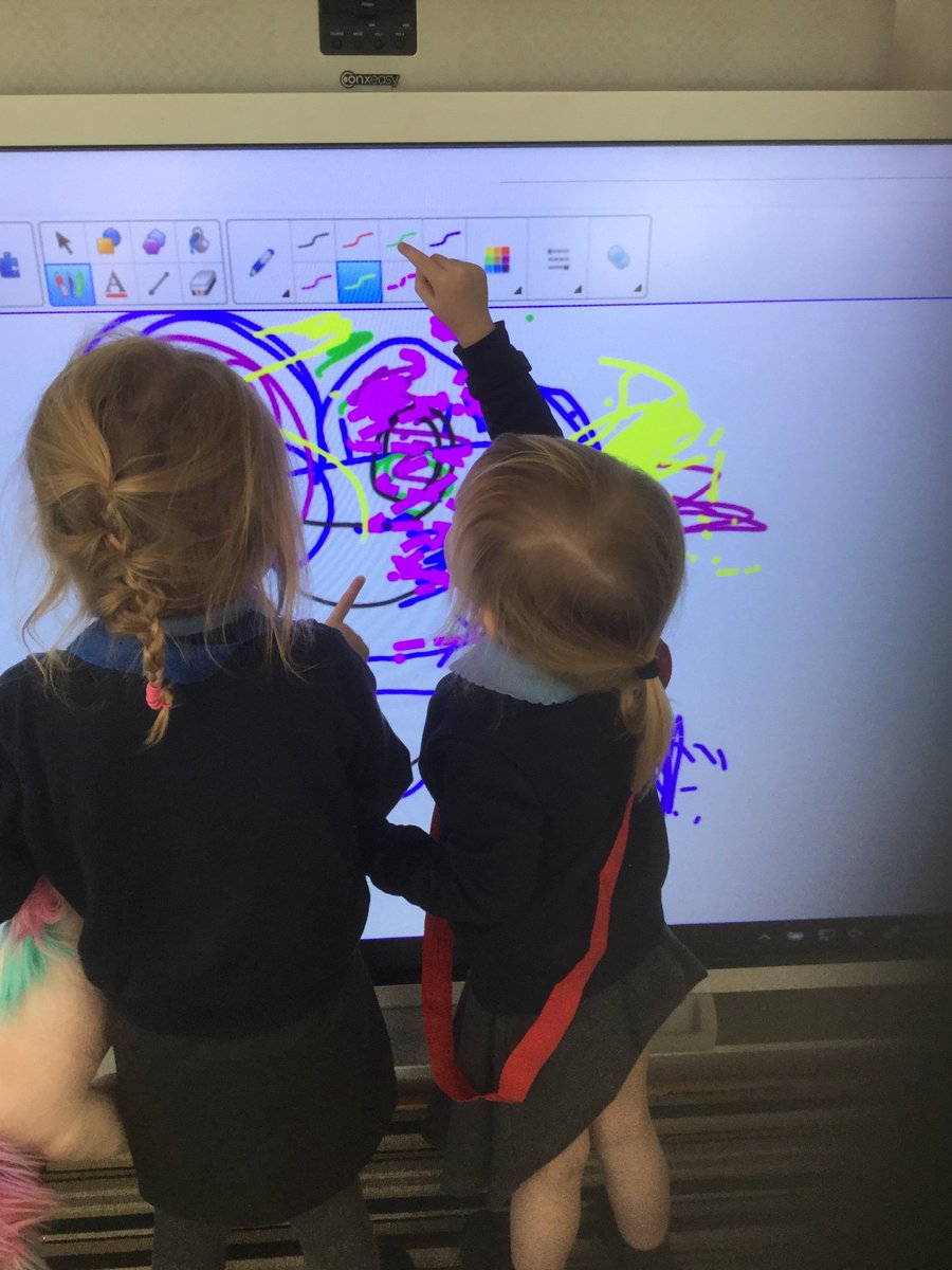 AHPSoldaccount's tweet photo. This afternoon we have been really interested in making marks on smartboard notebook. We clicked on and selected icons and solved problems when the board didn't work #earlytechnology #makingrelationshipsteamwork https://t.co/9u3wb1dGRg