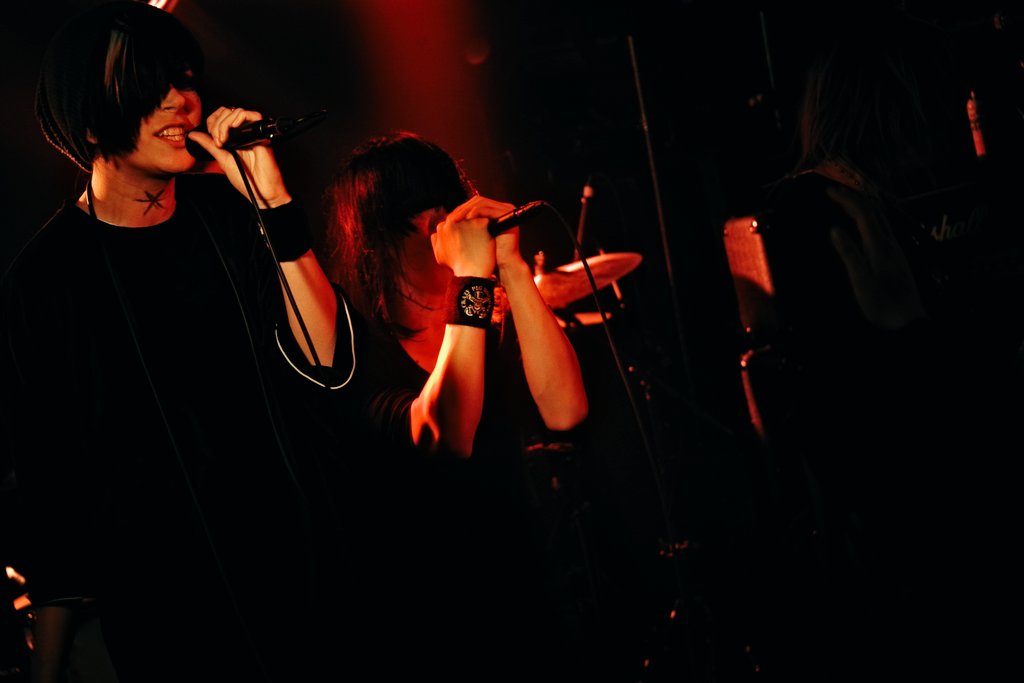 LikeFreeLife's tweet photo. Enemies Disengaged(エネミーズディスエンゲージ)@下北沢LIVEHOLIC 2019/1/21(月)

EnemiesDisengaged:@EneDi_Official
ライブフォト③

 #EnemiesDisengaged #エネミーズディスエンゲージ #エネディー #宇宙人 #エイリアンロック #下北沢LIVEHOLIC #ライブフォト #KENSHIN https://t.co/Dn3Vjvdcw3