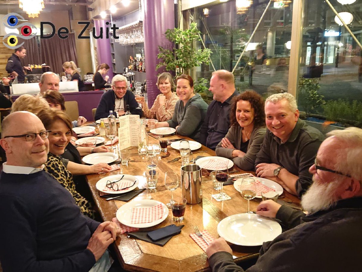 De_Zuit's tweet photo. Het jaar goed afgetrapt met een gezellig samenzijn in Kerkrade. https://t.co/IFCzbX7syz