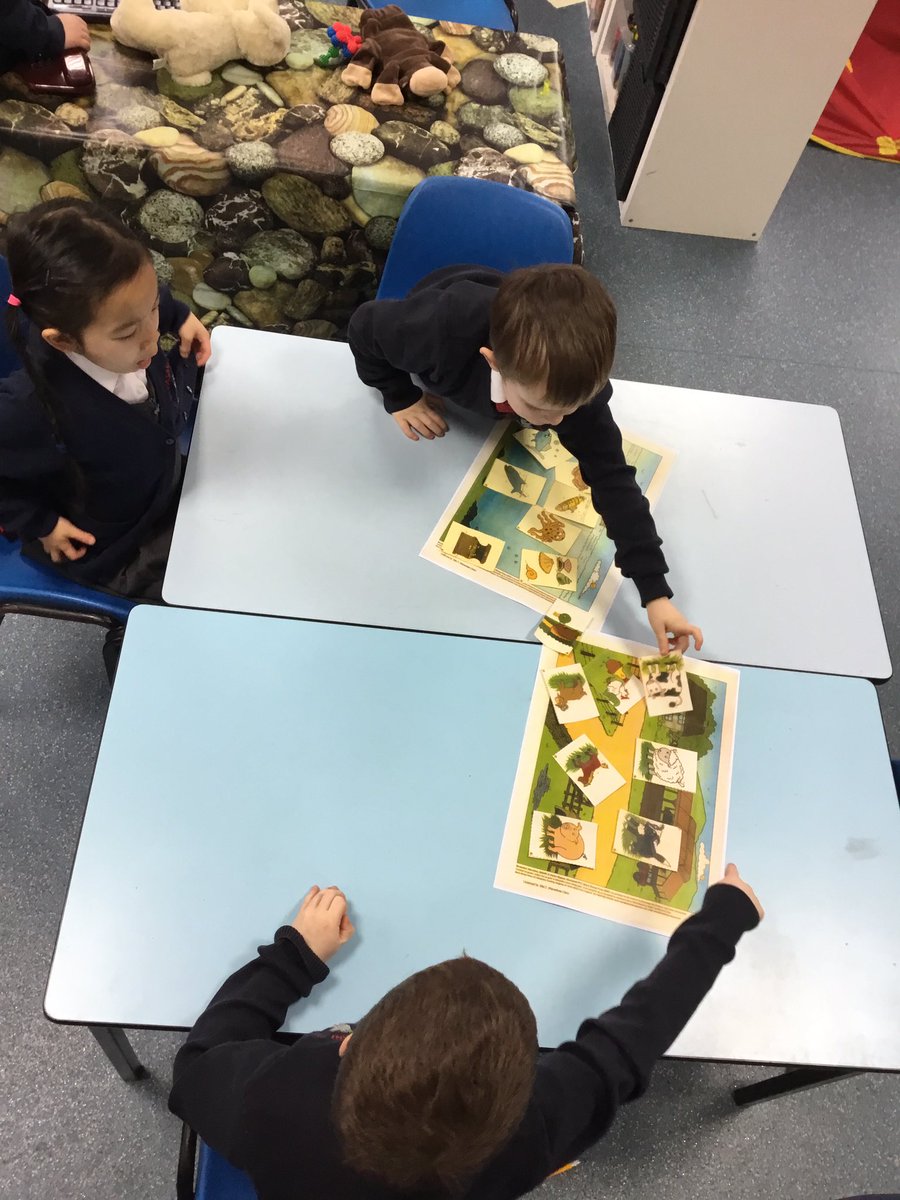 C7Pleasant's tweet photo. Class 7 loved sorting different creatures into their habitats this afternoon! @PleasantStPrim #pleasantstscientists https://t.co/kOHGPahpoa