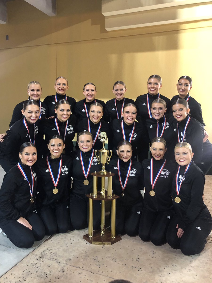 uvu_president's tweet photo. So incredibly proud of these young women! The @uvudanceteam are the 🏆2019 UDA DIVISION 1 JAZZ NATIONAL CHAMPIONS🏆 Our #Wolverines are killer #dancingqueens 💚💚💚 @UVU https://t.co/mOScGvS4GT
