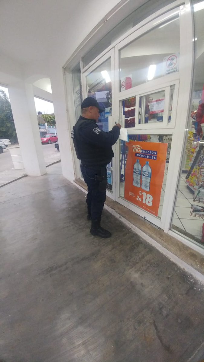 SPyTSolidaridad's tweet photo. La Dirección de #SPTMS establece vigilancia permanente en todo el municipio, para la prevención de delitos como robo a casa habitación y transeúntes, vandalismo, riña, entre otros. 

#AyuntamientoDeSolidaridad
#SeguridadPúblicaMunicipal
Trabajamos #ConOrdenyEsperanza https://t.co/NzRgdwNJIi