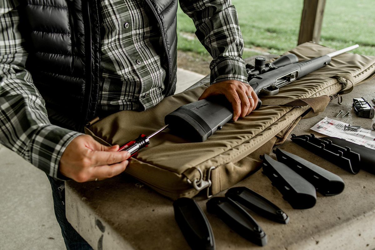 SavageArms's tweet image. With four length of pull inserts and five comb risers, it only takes a couple of minutes and a Phillips head screwdriver to achieve the perfect rifle fit! 

Why Rifle Fit Matters: bit.ly/2ATJEm0

#SavageArms #BetterComesStandard #Savage110 #AccuFit #Model110 #FitMatters