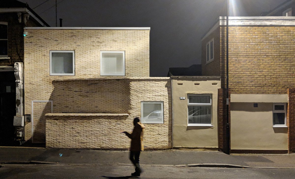 BricksUK's tweet photo. FOLDED INTO FOXBERRY ROAD
Despite its relatively modest dimensions, architect Jack Woolley exploits the design of a new-build house in south London to add cohesion and continuity to its fragmented context. Read more in this week's Brick Bulletin https://t.co/jFJmfYgSNe  #Brick https://t.co/M7GcWQIe7h