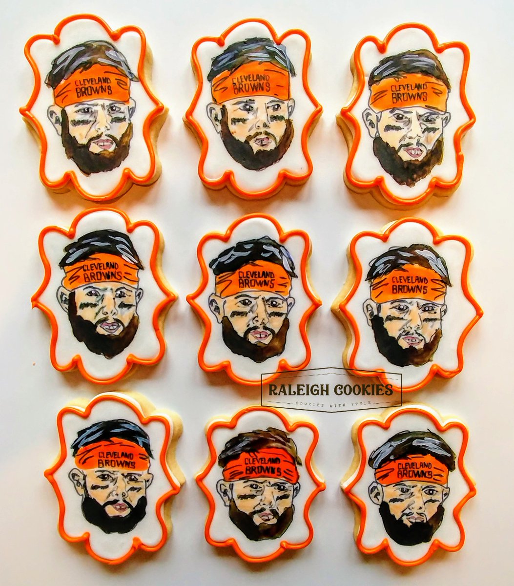 RaleighCookies's tweet photo. He's got swagger. He's got speed. He's got the brains to take the lead. Our vote for the 2018 NFL Rookie of the Year goes to @bakermayfield 
To celebrate we turned him into a cookie! Design inspo courtesy of my 7 yr old's t shirt
@Browns @NFL #bakermayfield #clevelandbrowns #nfl https://t.co/MUSgWoyEol