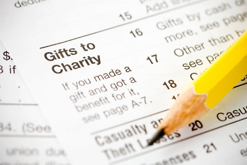 CFNorthwestGA's tweet photo. #Tax season is just about here! Here’s a great refresher on what you need to know about deductions for #charitable contributions: https://t.co/aLx0zhCxNi #charity https://t.co/MqYKhXhA5S
