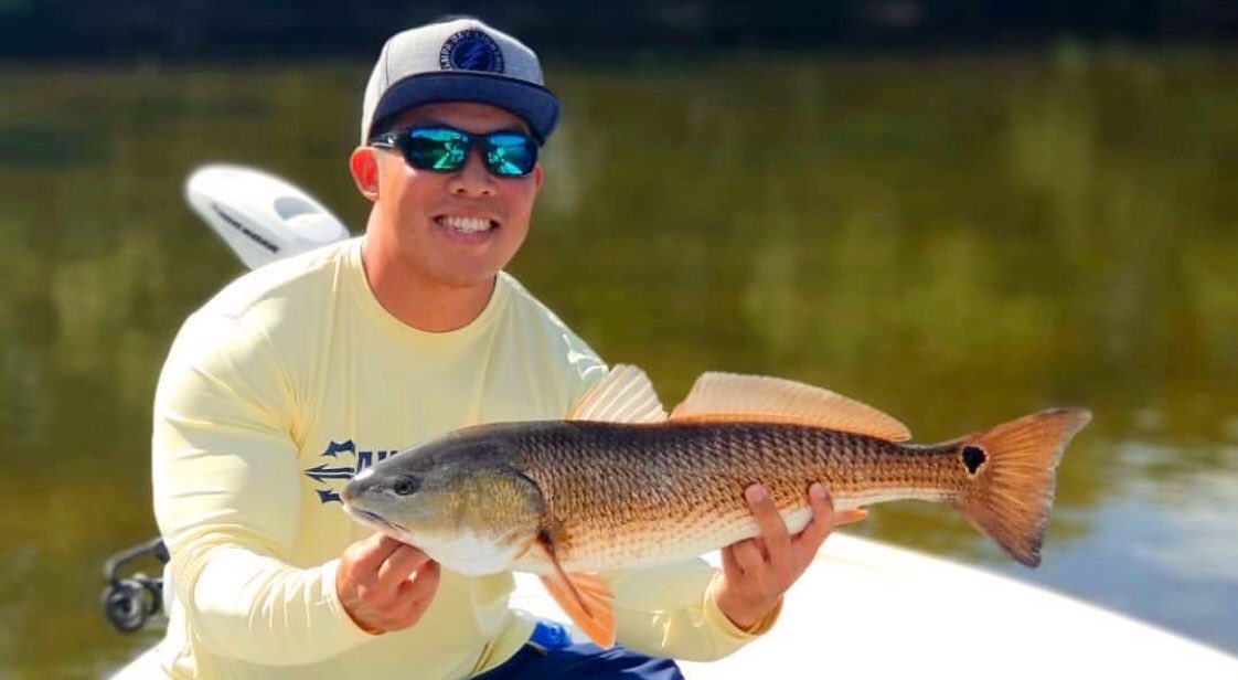 wakenbait's tweet photo. Can we pretend it wasn’t 39 degrees this morning?
📷: @_jeremyaf 

#wakenbait #mondaymood #coldAF #redfish #flatsfishing #inshorefishing #tampabay #fishing #tampabayfishing #floridafishing #florida #lovelf #winterfishing #catchandrelease #getbaited https://t.co/kMU1sDPUG7