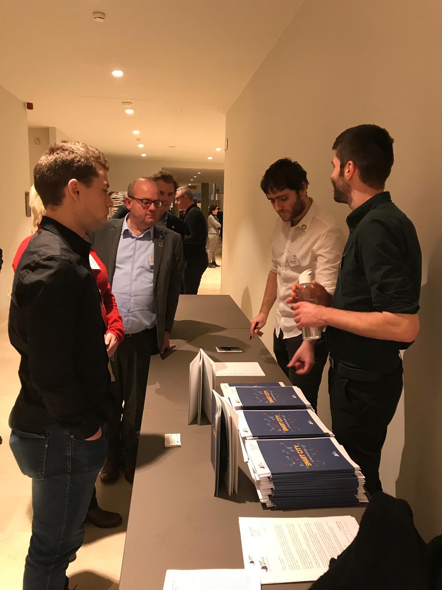 HEC_SCI's tweet photo. #startfeest #lokalestart Vandaag stellen we onze #SmartCity praktische #gids : Hoe implementeer je een Smart City aanpak in jouw gemeente? Via deze eerste gids biedt het Smart City Institute u een iteratief proces, in 15 belangrijke stappen, om u hierin te begeleiden! @vvsg https://t.co/JGYQuCtRSr