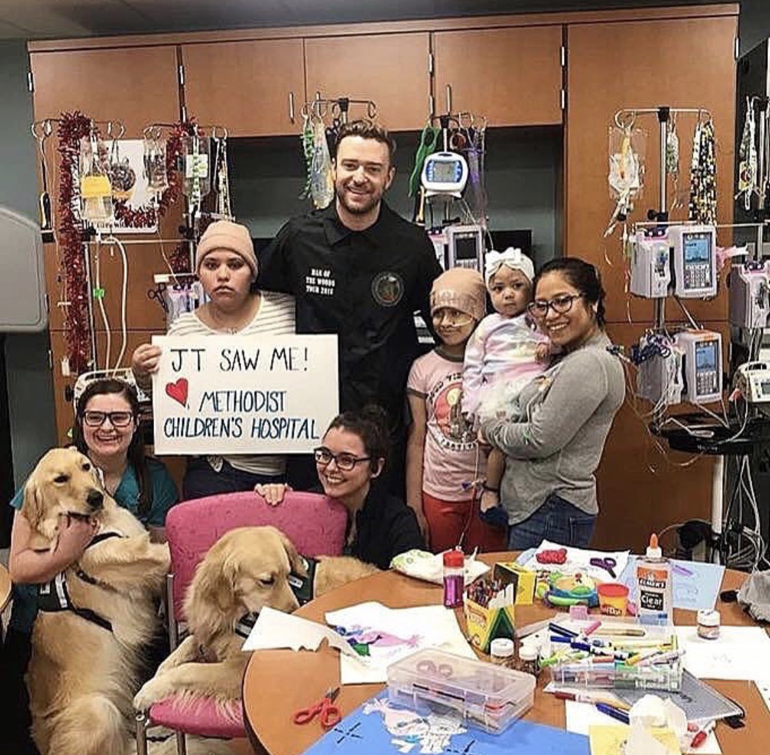 FTLPROM's tweet photo. Awesome to see @justintimberlake surprise the #pediatriccancer center at Methodist Childrenβs Hospital in San Antonio! πWe love great stories like this one! π
#CantStopTheFeeling #APromToRemember #APTR #Prom #JustDance #CancerSurvivor #SouthFlorida #BrowardCounty #Miami https://t.co/0sJOGM53K5