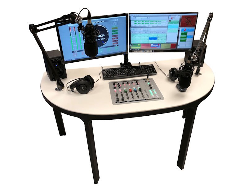 We are launching two new studio packages at this years BETT exhibition this week.

You can see more information in our Newsletter:
icontact-archive.com/pOtYmwmQPHQROL…

Meanwhile, a couple of photo's.