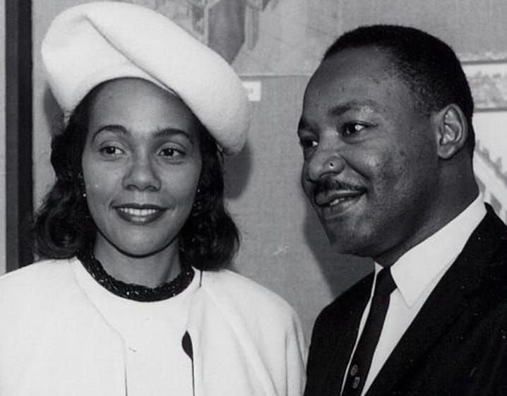 Ejneal's tweet photo. Today we celebrate Mr. &amp; Mrs. King. Thank YOU! https://t.co/KQyknulSkN