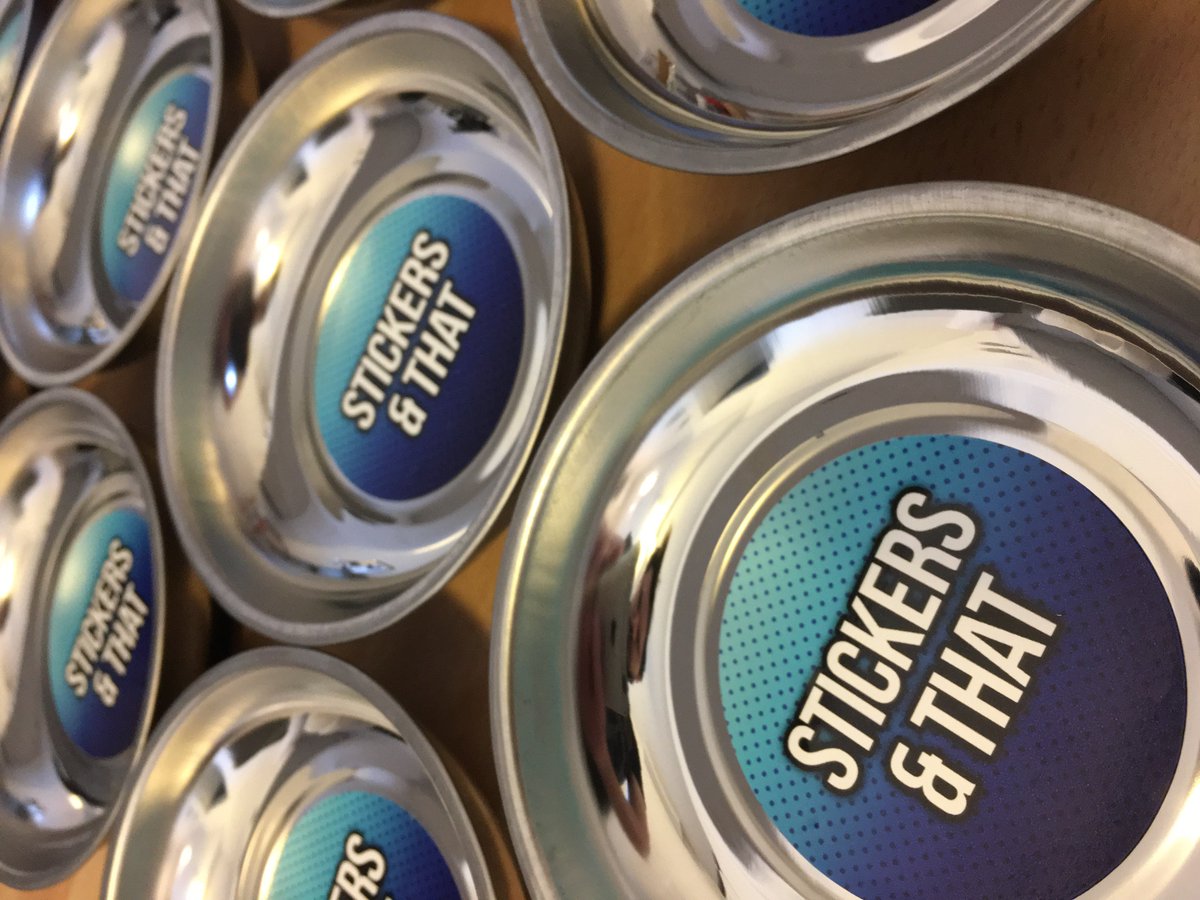StickersAndThat's tweet photo. *PRODUCT ANNOUNCEMENT &amp; GIVEAWAY* 

RT this tweet for your chance to win 1 of 10 @StickersAndThat branded Magnetic Trays

Live on our website now, you can purchase your own personalised magnetic dish! 

More details here:
https://t.co/tEIiA7piNY https://t.co/gjtFVe3KrK
