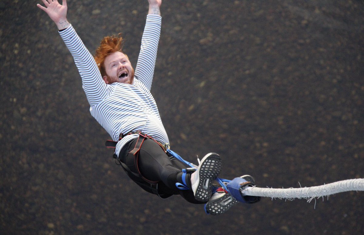 Ry_pie's tweet image. What a Lolosaurus Rex 😂❤️ #bungeejump