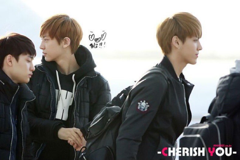 ptwmw85's tweet photo. ภาพจำยังชัดเจน..เหมือนเดิมทุกอย่าง #krisyeol #คริสยอล https://t.co/eV5beORhoN