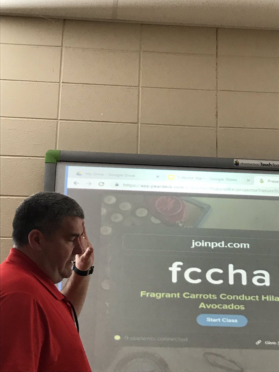 Hallman preaches #peardeck on #lfpd19