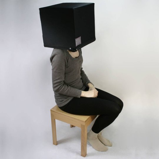 JeremyVineOn5's tweet photo. Not On The High Street is selling this "Thought Box" for £395 - with the idea being when you need to think, you sit on the stool and put the box on your head to gather your thoughts. 

Hmm... are you tempted to get one?! #jeremyvine https://t.co/wttnDnrzUz