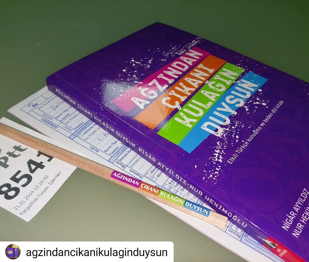 etkiliTurkce's tweet photo. #iyiakşamlar #pazartesi
#iletişim #diksiyon #Tükçe #sunum #sahne #hitabet #bedendili #etkilikonuşma #agzindancikanikulaginduysun
#Türkçeyisevenler in #kitap kargolarında desteğini esirgemeyen @PTTKurumsal
#teşekkürler 💜
🇹🇷 Sipariş wapp 5322032301 📚 https://t.co/LVxBwHGoRd