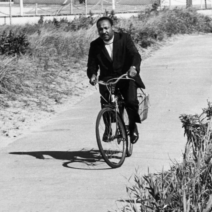 KCitySegway's tweet photo. Here’s to celebrating a “Prince of Peace.”              “I have decided to stick with love. Hate is too great a burden to bear.”

-Martin Luther King Jr. https://t.co/rdnpDKf7or