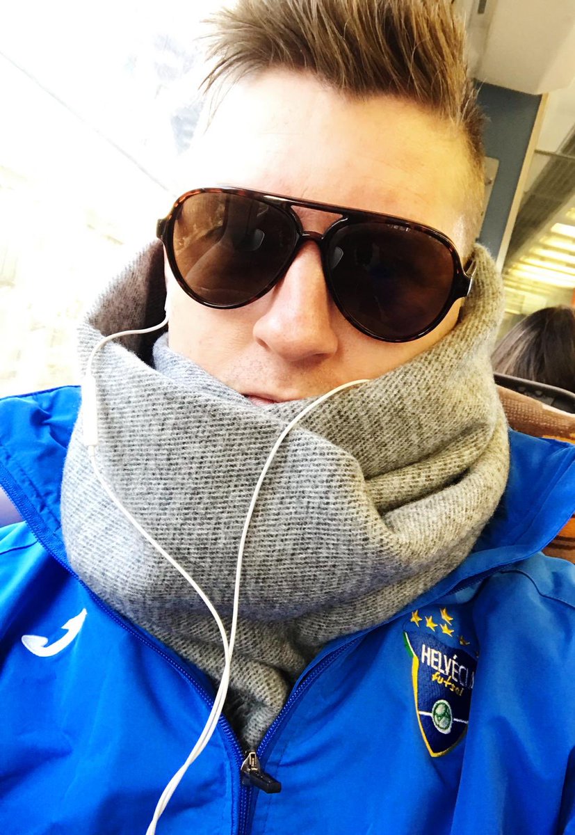 RafinhaVieira19's tweet photo. Monday feelings
Just cold lol
#ToComFrio https://t.co/vG6vJUlwjL