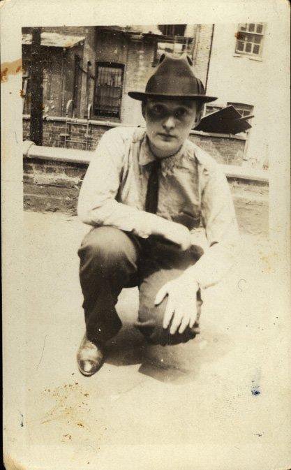 g.i.l.l.y tweet media