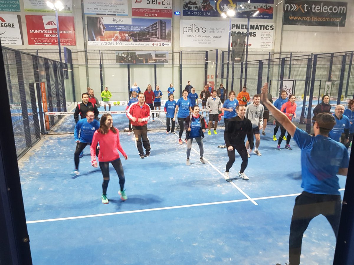Magnífic ambient a la Diada de Pàdel de la UdL el passat dissabte al PàdelIndoor Lleida! I divertidíssimes activitats a mans de <a href="/CarlesTersa/">Carles TM</a> 🤸‍♂️🤸‍♀️🔝 Fem salut, fem UdL! <a href="/DOTS_UdL/">Càtedra DOTS</a> <a href="/ConsellUdL/">Consell de l'Estudiantat UdL 🌷</a> <a href="/UdL_info/">Universitat de Lleida (UdL)</a> <a href="/raiguade/">Ramon Aiguadé</a>