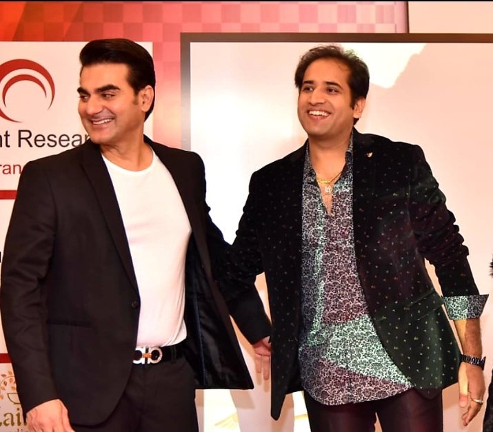 shreeskincare's tweet photo. Again We Are No 1 In 2019
#INTERNATIONAL #HEALTH #CARE #AWARDS
Again Your Own Company Awarded As A Best Skin Care & Slimming #Center2019 India.
Yes Its #India, A #National #Level Award By Most Renowned #Bollywood #Celebrity
Mr. #ArbazKhan
#Congratulations and thanks to all https://t.co/6K6s2eAwg8