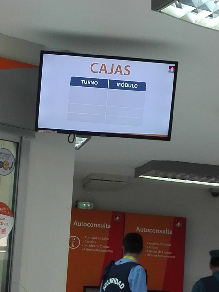 ModkaOyarzun's tweet photo. @BancoEstado #Coyhaique demasiado lento!!! 45 minutos esperando  y soy cliente, menos mal https://t.co/A5SLRmP4Oa