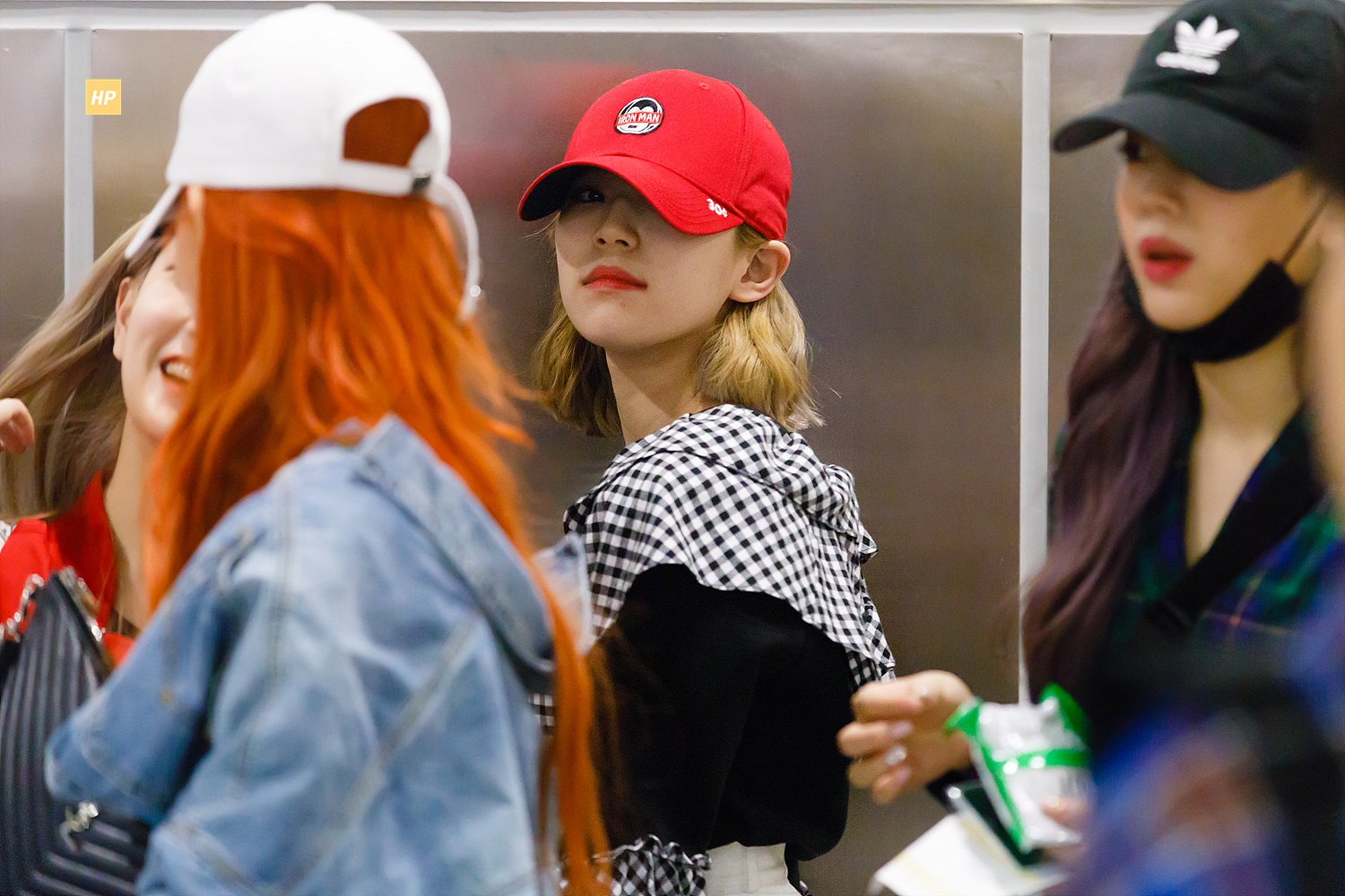 DxcuGhSVAAIrtqB.jpg:orig