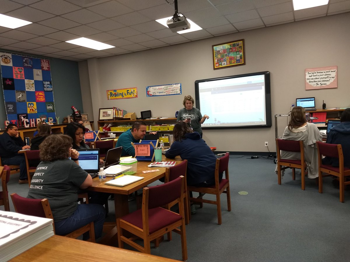 Irocdz28's tweet photo. Stallions discussing how to continue using Dreambox. #pisdmathchat #stuchberystallions https://t.co/p8ZJNkrOW6