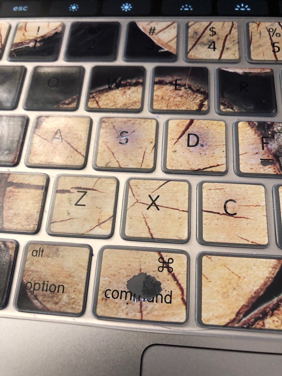 aggieerin's tweet image. It’s clear to me which two keys I type the most #savesavesave