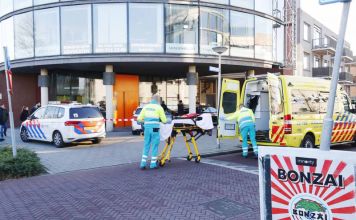 Advocaat lichtgewond geraakt bij #Steekpartij op kantoor in #Eindhoven - bit.ly/2T2HJCs - #Advocatenkantoor