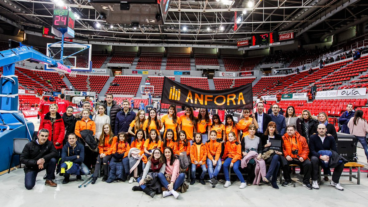 CasademontZGZ's tweet photo. Ayer tuvimos con nosotros a los amigos de:
👉🏻 @ColegioRomareda
👉🏻 @SanAgustinCD
👉🏻 @LyceeMoliere
👉🏻 @AnforaColegio
¡Un placer recibiros en el Príncipe Felipe! #BKZAND | #SienteZaragoza🦁 #AúpaT https://t.co/rSDDXm0QSC