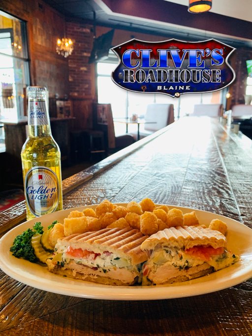 Today's lunch special is the 'Chicken Artichoke Panini'!
Soup: Tomato Florentine
Also, join us in Blaine for happy hour drinks from 11-6!
#Food #ClivesRoadhouse #foodie #goodfood #Dining #Restaurants