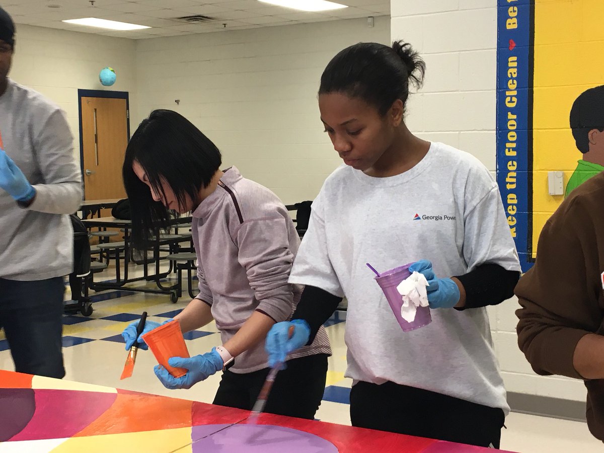 GeorgiaPower's tweet image. Our employees from across the state are taking part in “a day on, not a day off” by lending their time at volunteer projects. #GAPowerfulService #MLK2019