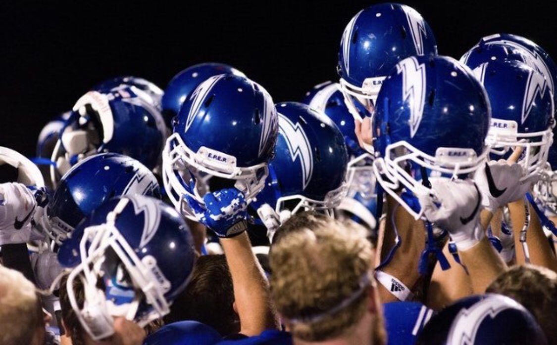 KellenAdler's tweet image. after a fantastic visit, i’m excited to announce i’ve received a scholarship offer to play football at @Hillsdale_FB!