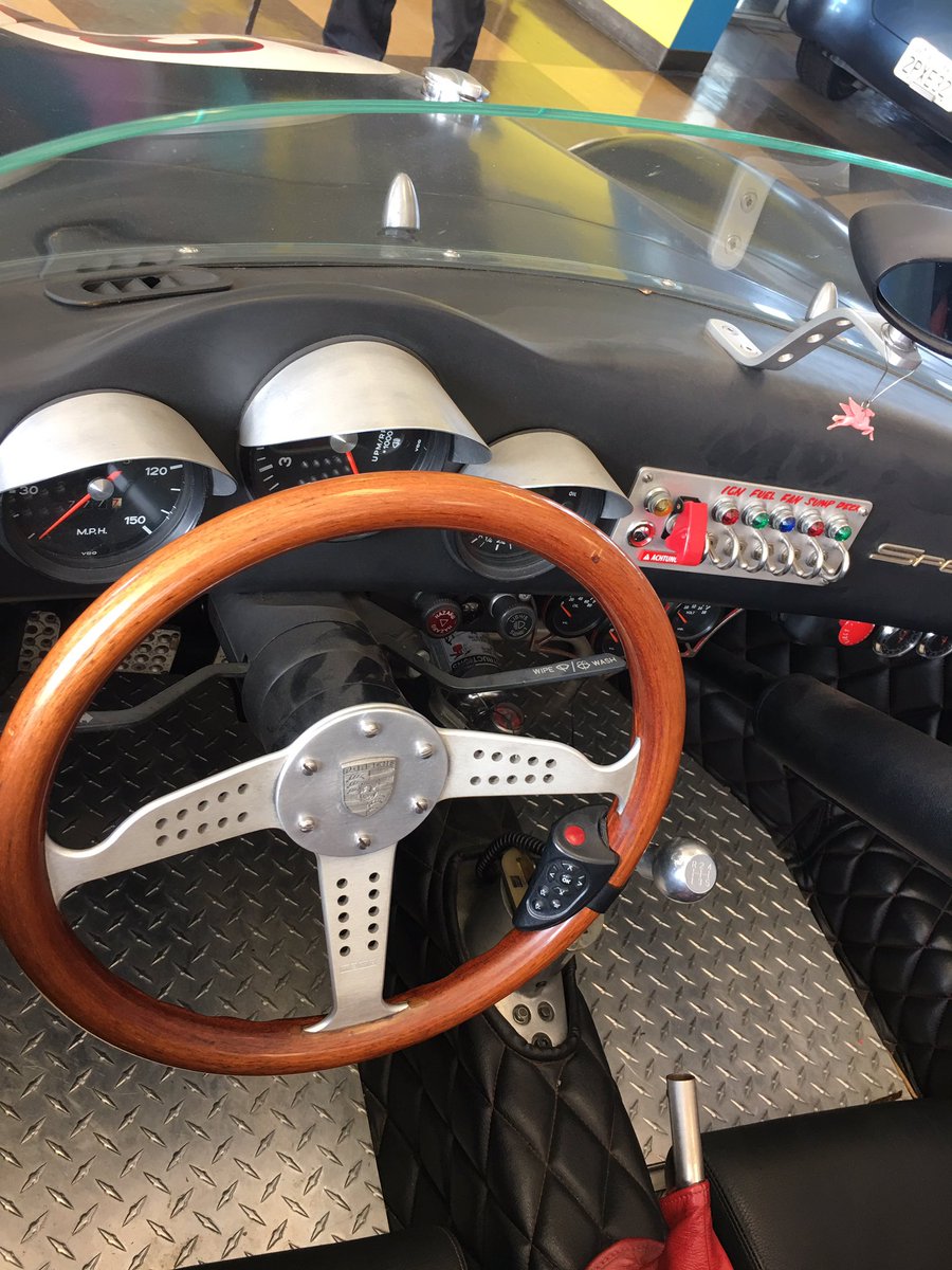 UrMechanic's tweet image. One bad ass WIKD 356 Porsche @KenVelaMC #KVMC ~ check it out at @MurphyAutoMusem #wrenchnation