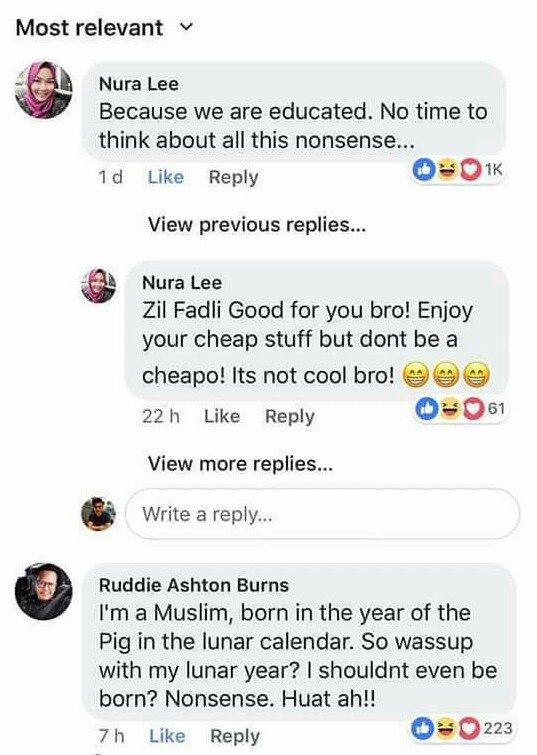 gumpnhell's tweet image. 🐖🐷🐽

Malaysians: "How come Singapore Muslims not offended?"

Singapore Muslim: "Because we are educated. No time to think about all this nonsense... "

Rakyat Indonesia: *jleb!