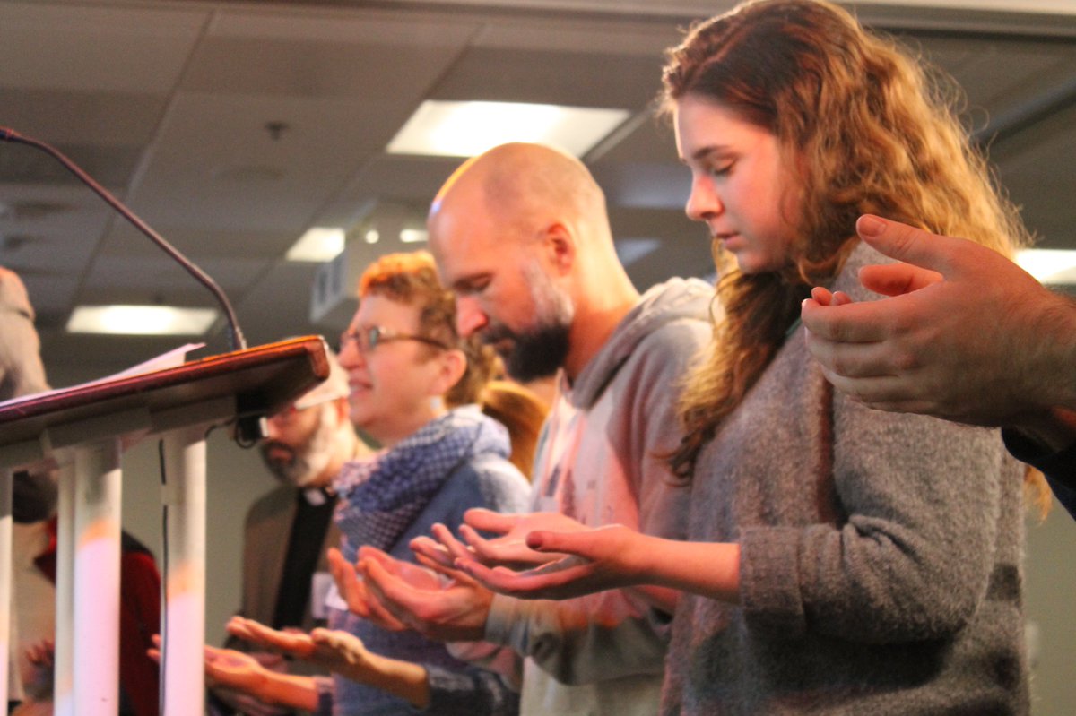 Anglicans4Life's tweet photo. AFL was so proud to host our first ever #ySummit - it was an incredible blessing to witness the passion of the #prolifegeneration and to share with them our new youth curriculum #AbundantLife @AbundantLifeYM @sammieraefranks @March_for_Life #WhyWeMarch @The_ACNA https://t.co/n1LPhSMyRu