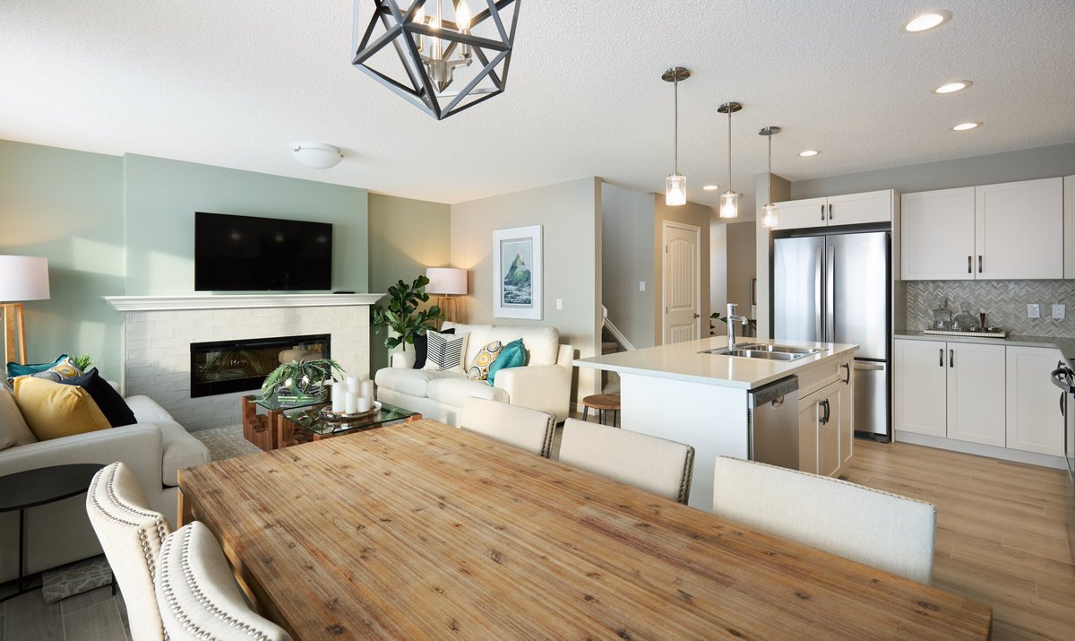 CoventryHomes's tweet photo. The Castillo Duplex in #copperhaven offers the perfect color palette - neutral tones with hints of natural textures! Visit the Castillo at 5 Caledon Crescent in #sprucegrove https://t.co/G02jK9Shbm