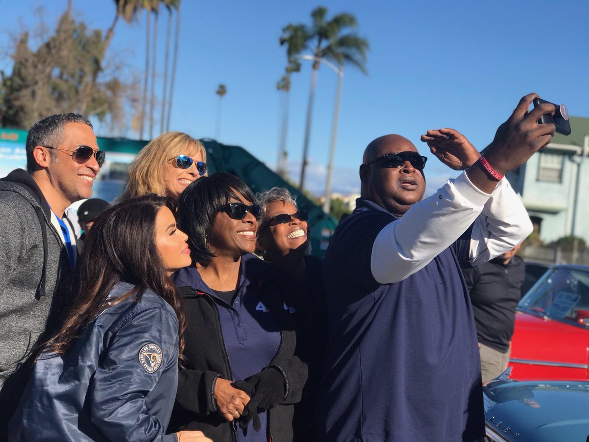 Longest arms takes the selfie!  #MLKDay2019