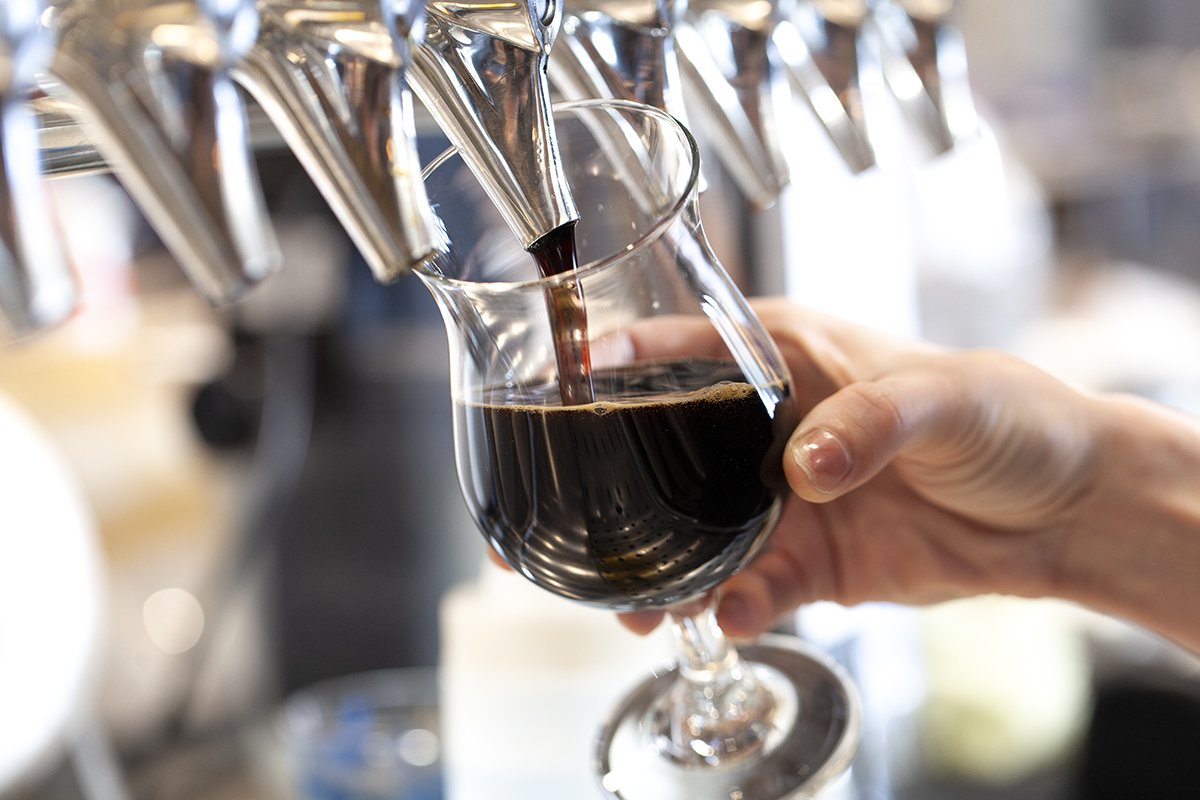 Coffee Stout fans—make plans to join us Tuesday at either #SMWestmont or #SMNaperville. We’ll be tapping Sump Coffee Stout from <a href="/PerennialBeer/">Perennial Artisan Ales</a> at 5pm at both CUBE locations!