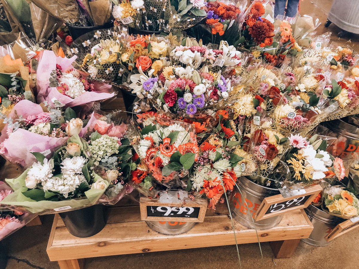 youngblondemom's tweet photo. The devil works hard but the Trader Joes florist works harder. https://t.co/ZzRVefBkaX