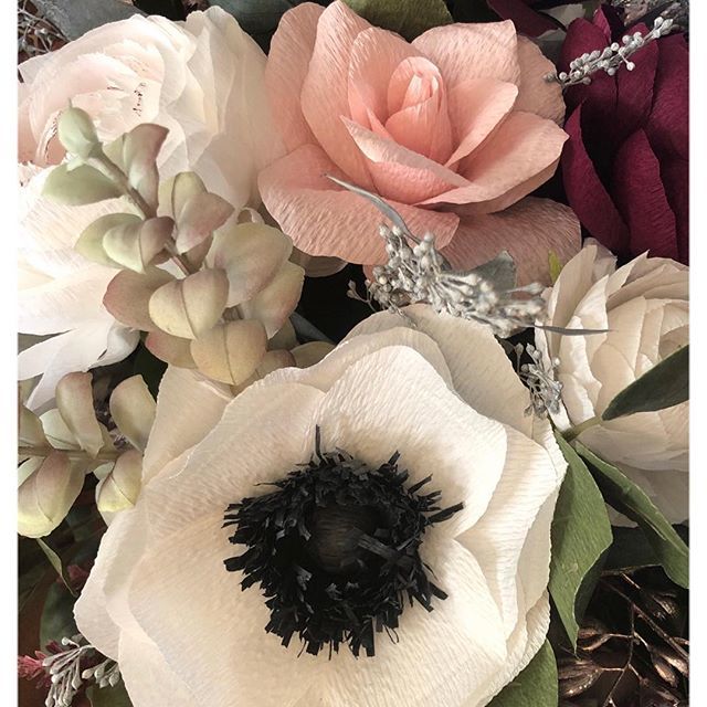 agillum5's tweet image. Don’t mind me, I’m just over here loving my job! 💕💕💕.
.
.
#lifeofanartist #dspattern #calledtobecreative #dsart #artinprogress #pursuepretty #abeautifulmess #growthmindset #buildyourempire #hustlehard #businessgrowth #girlbosslife #dreamersandoers #… bit.ly/2RYJza5
