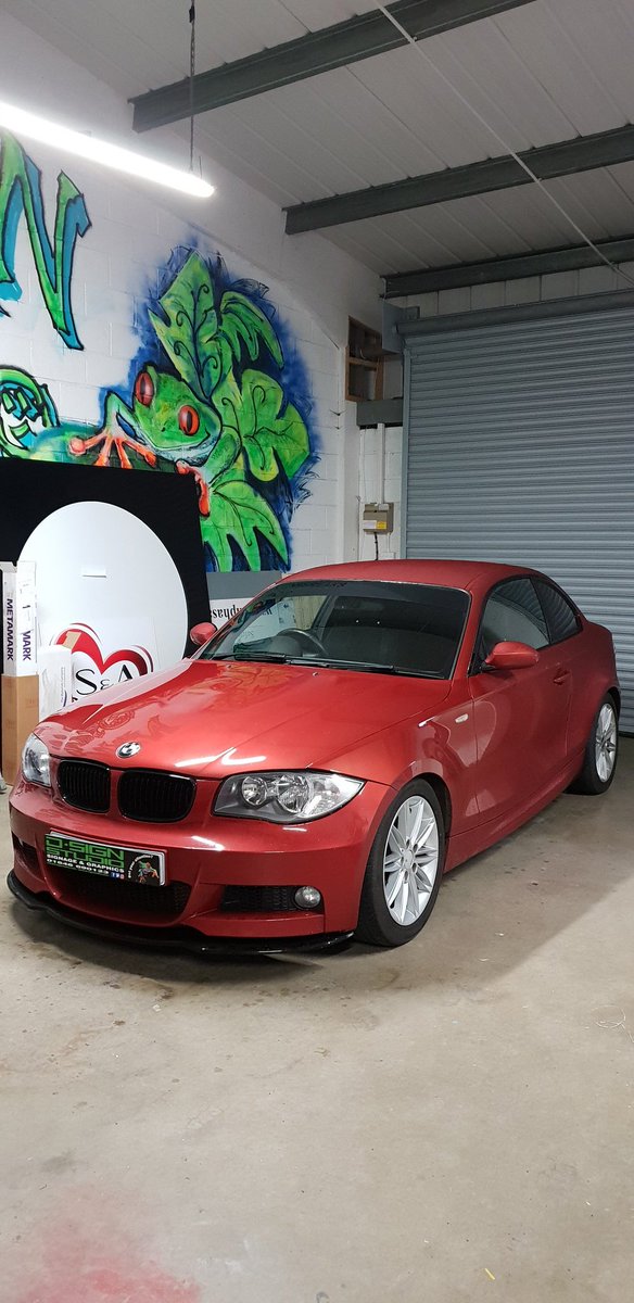 dsignstudio1992's tweet photo. This BMW 1 series was in with us today for some some tinting!
#dsignstudio #pembrokeshire #milfordhaven #lighttints #tints #windowtints @Metamarkuk @hexisgroup https://t.co/bmW8ZHV15s