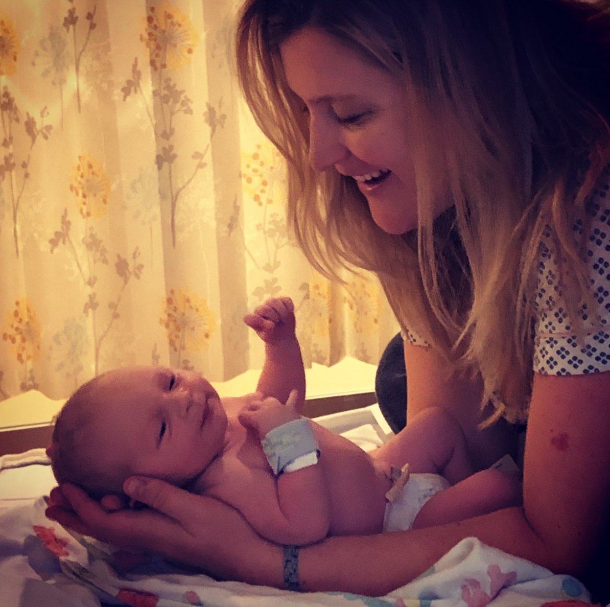 Welcome to the world Douglas Barnes Willse. He’s PERFECT 💕🎉🎶🌞💕