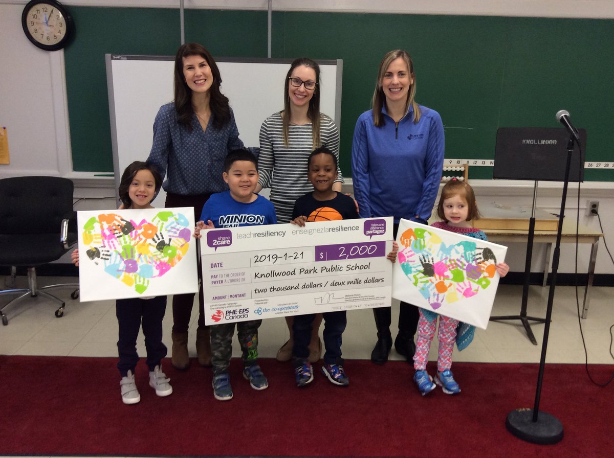 MarleneWasko's tweet photo. We had the privilege of accepting a generous grant from @PHECanada &amp; @The_Cooperators to support our Kindergarten outdoor program. Thanks to our special guests from @TVDSB for joining in the celebration. Our kids are so excited to "jump and dance in the rain." @KnollwoodPark1 https://t.co/Tp3dtlD3kS