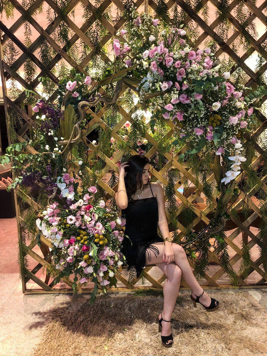 gaabi_cheffer's tweet photo. Apesar de ser mais discreta e não querer festas, amo fazer aniversário 🎂 quer dizer que Deus me deu mais uma oportunidade de celebrar a vida com saúde, amor, paz e por poder refletir sobre o que realmente importa para seguir uma vida próspera 🙏🏻❤️ #22primaveras https://t.co/a8unrVUsQV