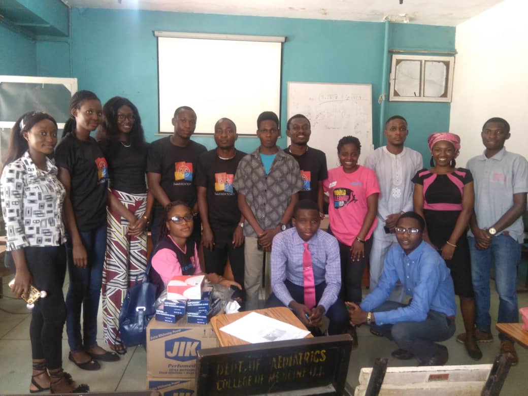 smilebuildersng's tweet photo. Last month, our team in conjunction with @jcin_unibadan donated medical supplies for 50 Partial Exchange Transfusions for children with Tetralogy of Fallot ('hole in the heart') at UCH, Ibadan. Thanks to our beneficiaries, guests, partner, sponsors & volunteers!
#PETProject2.0 https://t.co/V6Y6aiJM7Q