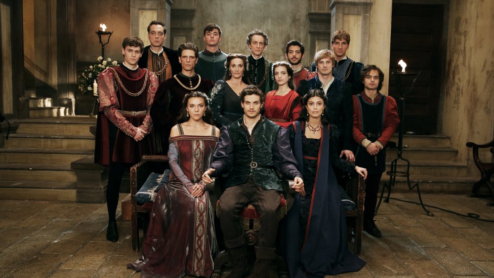 ➖Rol de I Medici:

⚜️ Tres generaciones: Cosimo - Piero - Lorenzo. 
⚜️ Un gran legado para Italia. 
⚜️ Un regalo artístico para el mundo.
⚜️ ¡Y es posible recrearlo en el rol!

⚜️ Se buscan personajes de la serie, + artistas y también personajes inventados.

🔁 RT para difundir.