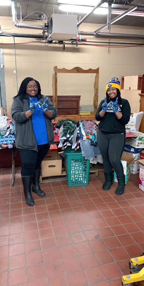 NACWC_ISU's tweet photo. MLK day of service💜
#FedsDoService https://t.co/MS5CpE7KXG